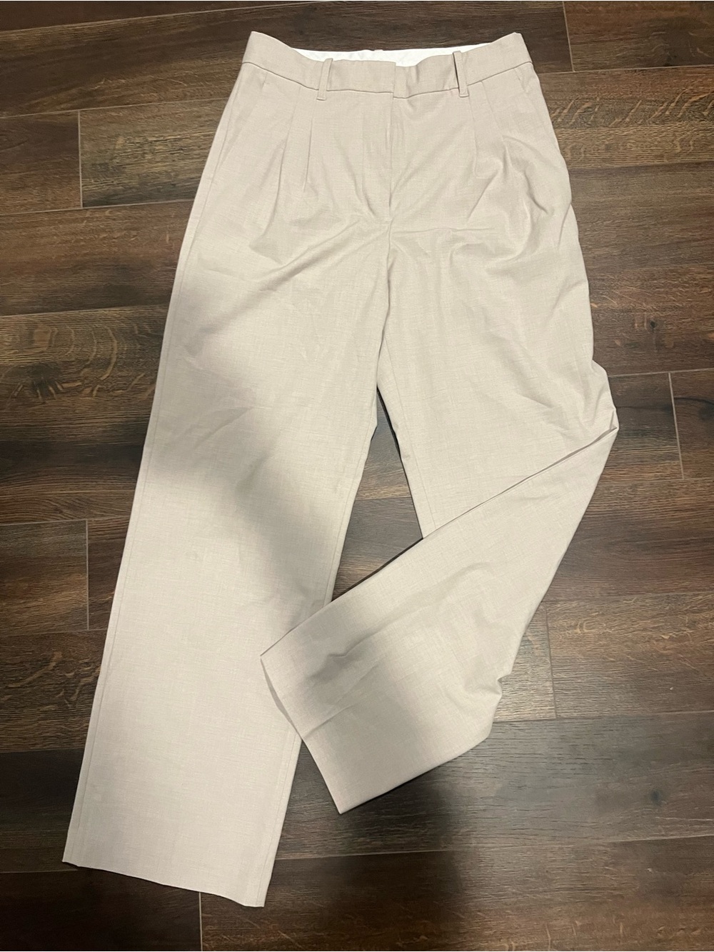Aritzia Effortless Pant Wide Leg Tan Trouser Size 10 32" Inseam